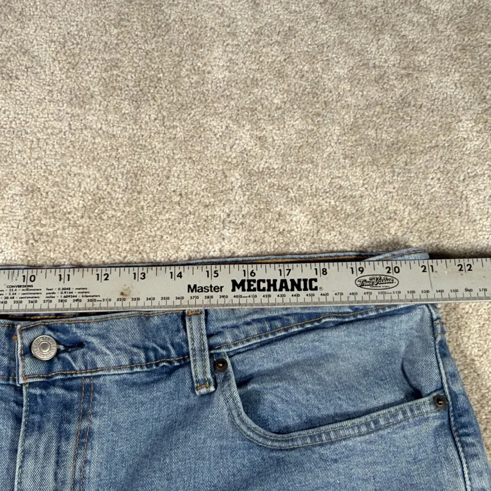 Levis 550 Straight Leg Blue Jeans Mens 42 X‎ 34 (FITS 42 X 33) Denim Cotton